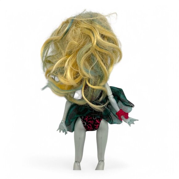 Monster High Dance Class Lagoona Blue Doll With Blonde Hair & Pink Heels - Picture 6 of 6